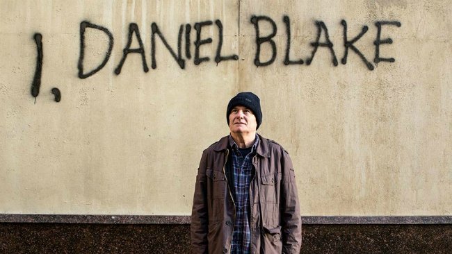 CineEmbajadores's tweet photo. ¿La robotización dejará millones de puestos de trabajo obsoletos? ¿La digitalización nos enriquecerá pero generará más desigualdad? #YoDanielBlake con @delcastillop en #CinesEmbajadores este jueves a las 20:00. Charlaremos sobre la #BrechaDigital con nuestro amigo @juansarda https://t.co/CCvEcvjtLg