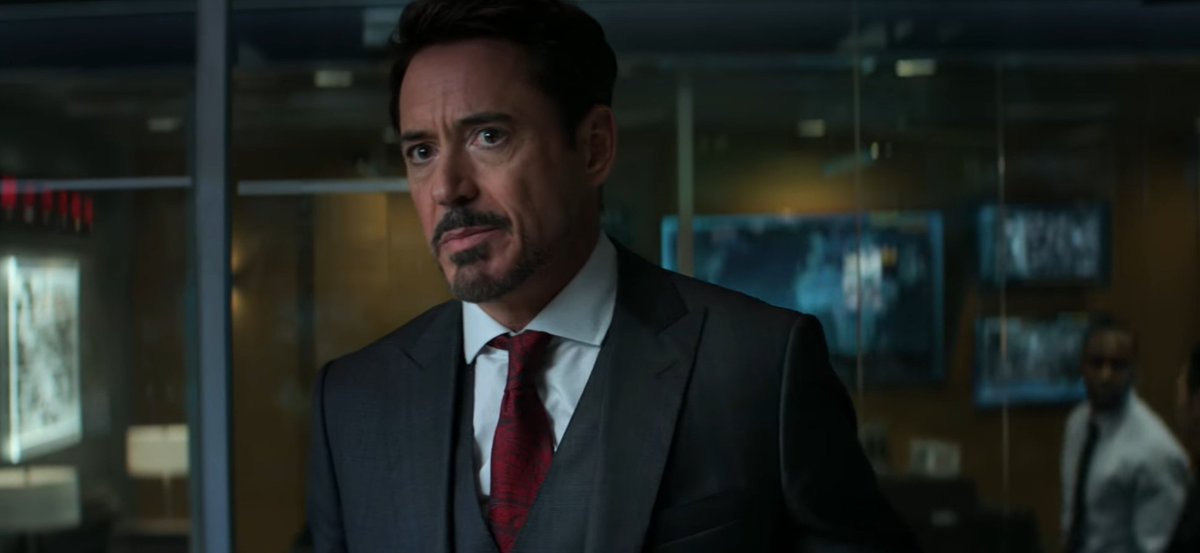 warnerbooksx's tweet photo. o stark tava um patrão em guerra civil https://t.co/7OzTrK6xCN