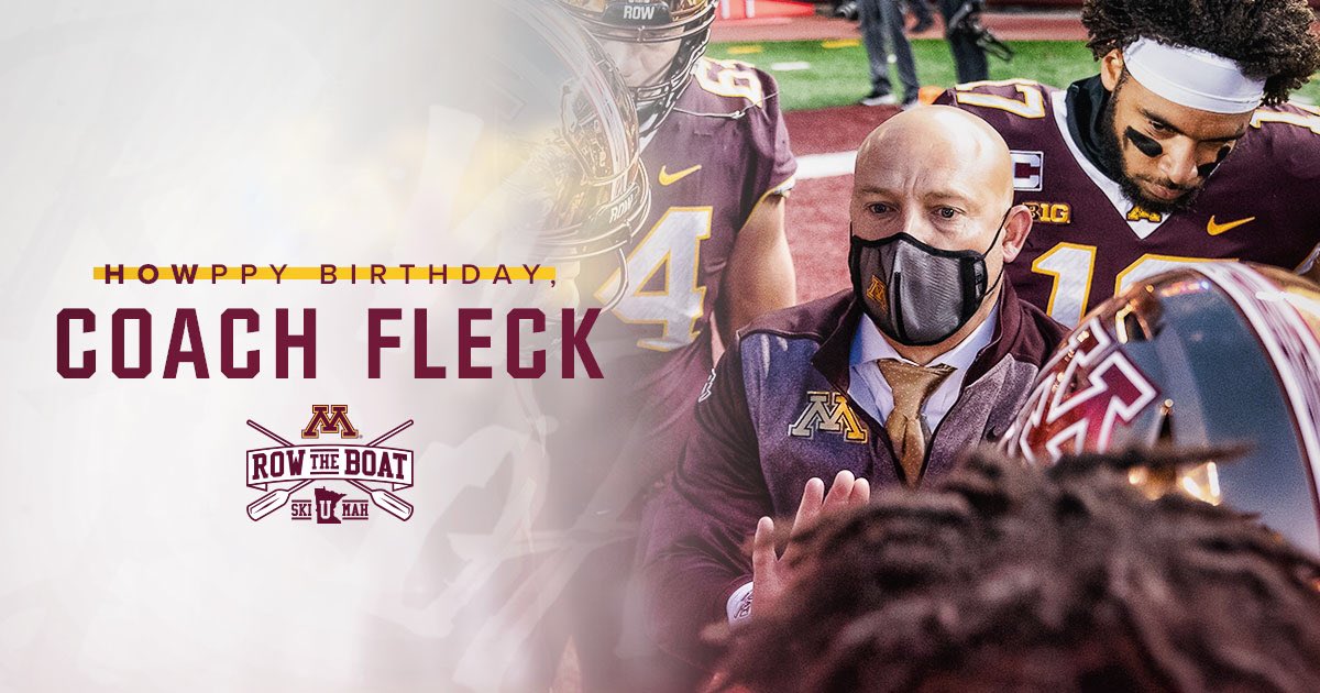 GopherFootball's tweet photo. 🎂 🎈 🎉 https://t.co/AFfV7GIfxl