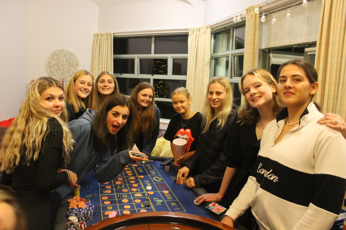 Last night the Butleigh girls had a great time at the L6 social and then had a fun casino night with popcorn courtesy of <a href="/Chartwells_UK/">Chartwells Schools</a>