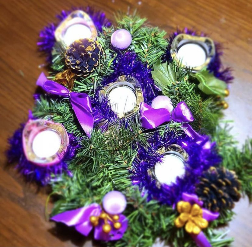Thanks to Melanie for sharing her DIY advent wreath with us on this hope Sunday. How did you decorate yours?
