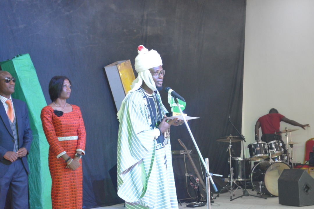 Margaret_Ebulue's tweet photo. And the Best Video of the Year,went to Mallam RazPhil -Na Dodge
#JOGOMA10 #Jogama https://t.co/fK6HtkcMzb