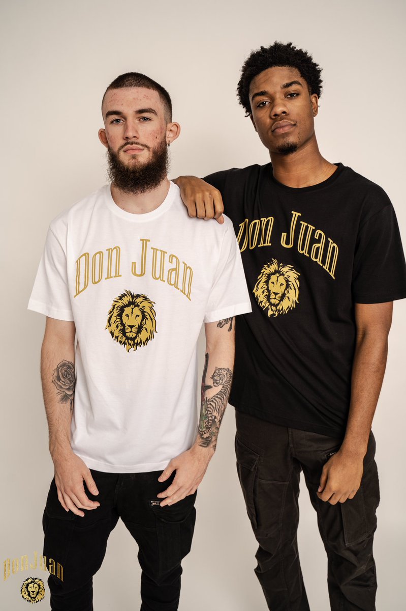 DonJuanP4L's tweet image. F/W “Starter Pack” Collection 
Now Available.. 

- Exclusively sold through @Paramountcreate

Quote your favorite piece 🥶
-Rudy Red Sweater
-Rose Gold Hoodie
-Crimson &amp;amp; Cream Tee
-Logo T

paramountcreators.com