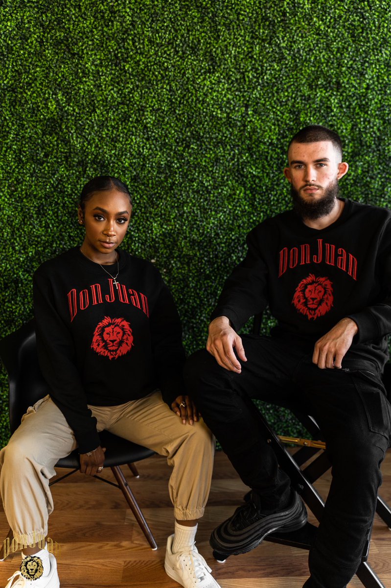 DonJuanP4L's tweet image. F/W “Starter Pack” Collection 
Now Available.. 

- Exclusively sold through @Paramountcreate

Quote your favorite piece 🥶
-Rudy Red Sweater
-Rose Gold Hoodie
-Crimson &amp;amp; Cream Tee
-Logo T

paramountcreators.com