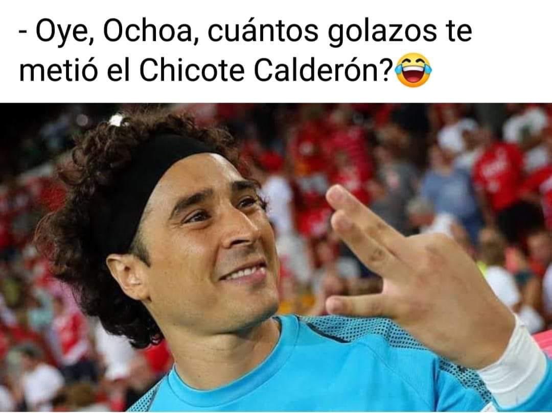 jerrynav's tweet image. #chicoteadacoladera 😂😂😂