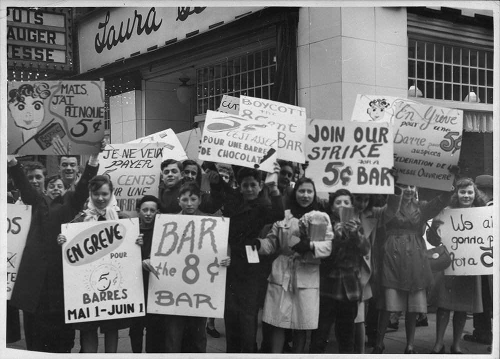 EricChennells's tweet image. "Shocked by the 60% price increase of the Wigwam's chocolate bars, of which there had been no advance notice, children organized a protest in front of the store, calling for a boycott of the bars, and adopting the slogan Don't be a sucker". Don't be a sucker, buy Bitcoin.