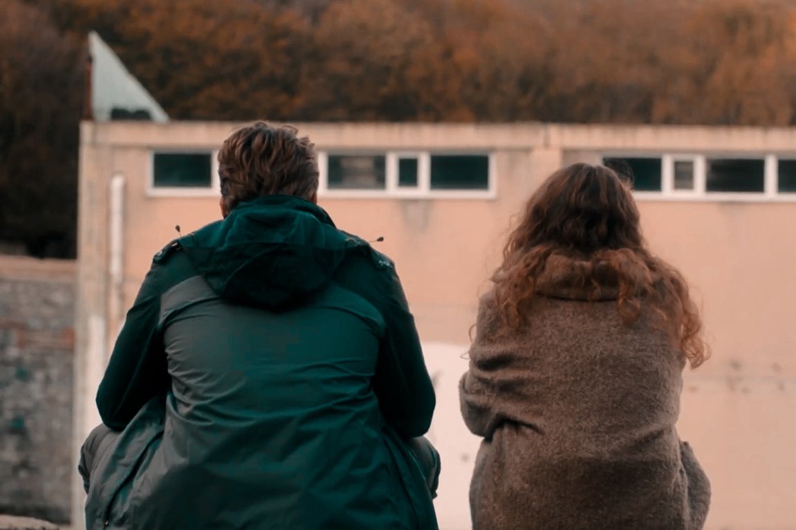 Bellisita's tweet photo. #menajerimara #dicmir #tekbaşına 

The way they are always beautifully filmed. ♾🧡 

     🍂 https://t.co/VDRCe91Vv5