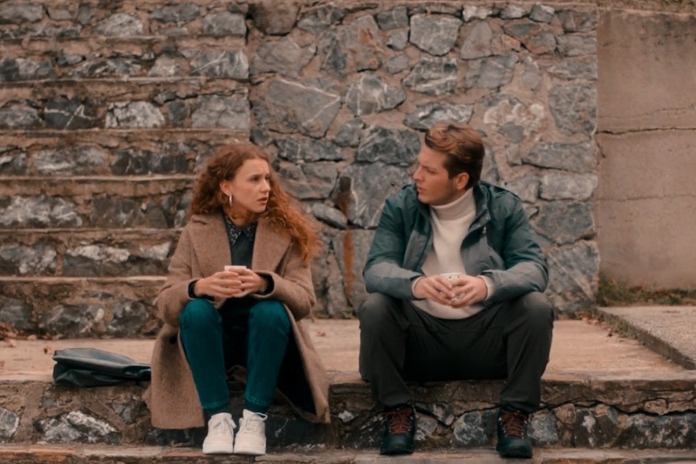 Bellisita's tweet photo. #menajerimara #dicmir #tekbaşına 

The way they are always beautifully filmed. ♾🧡 

     🍂 https://t.co/VDRCe91Vv5