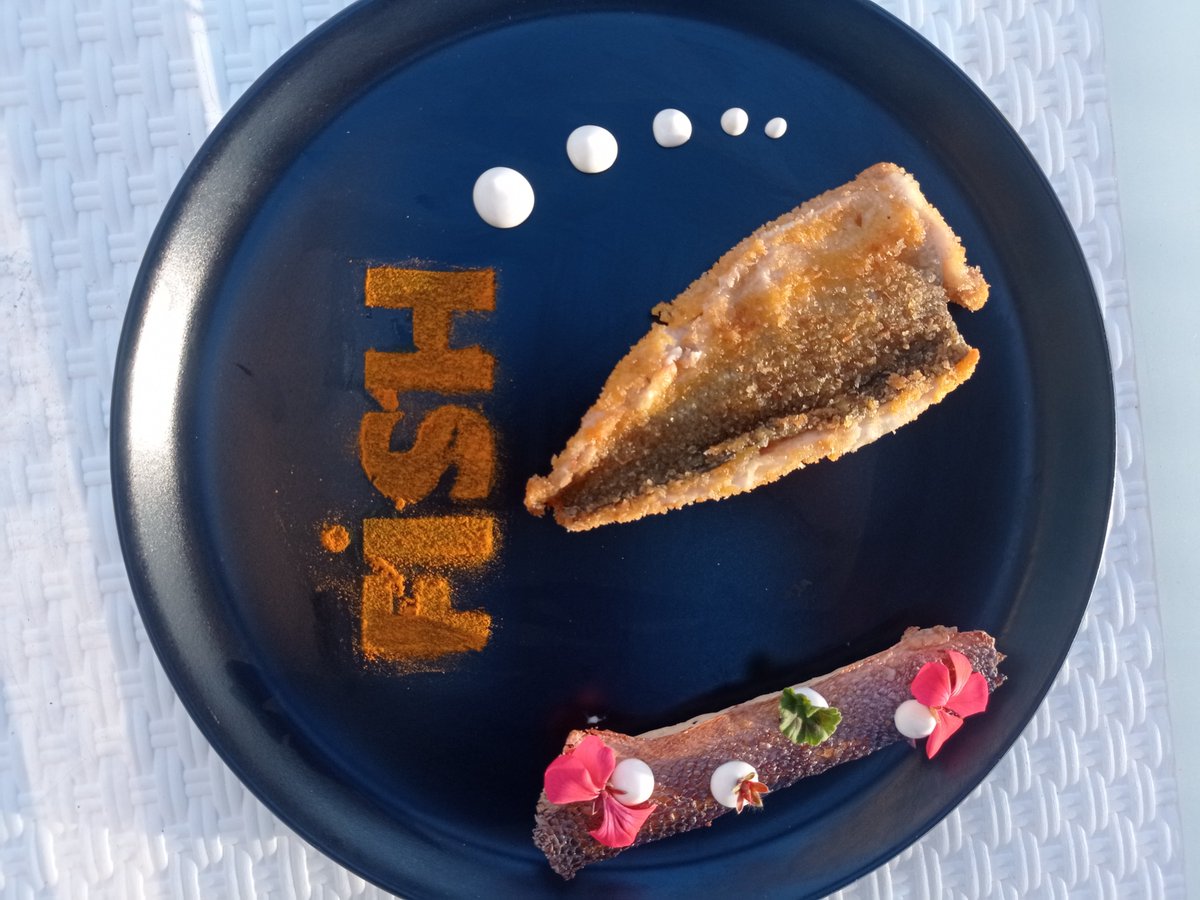MericChef's tweet photo. #foodart  #gastronomy #chefsalert #finedining  #plating #food #instafood  #foodstagram #cheflife #foodphotography #chefstalk #artonaplate #chefphotography #atasteofpassion #foodpics #foodartchefs #50bestrestaurants #artonaplate #chefselection #deliciousfood #chefstoday #chefstime https://t.co/f4Cpqv408C