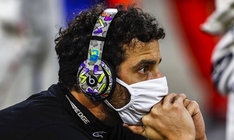 F1tutkumuz's tweet photo. 🚨"FORMULA 1'İN YAPTIĞI İĞRENÇLİKTİ!"

🗣Daniel Ricciardo: "F1'in yaptıklarını iğrenç buldum ve hayal kırıklığı yaşadım. Grosjean'ın kazasının yayınlanış şekli, sürekli olarak tekrar yayınlanması onun ailesi, izleyen tüm aileler için saygısızlık ve düşüncesizlikti." https://t.co/uZl4iVQViR