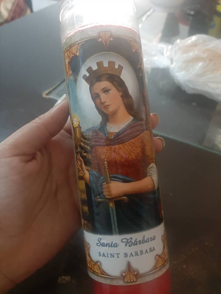 HenryRuz3's tweet photo. Enséñale a tus hijos, a tener criterio,  y no serán de izquierda ni de  derecha. Serán   personas, libre, autónomo, inalienables. Descontaminado  de odio y fanatismo. El pensar es una acción natural del ser humano. Discernir y tener criterio propio es una virtud de pocos https://t.co/8GQl4SXc8R