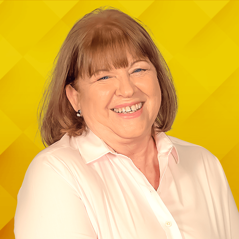 Estadao's tweet photo. Raquel Chini, do PSDB, é eleita na Praia Grande #Eleicoes2020 
https://t.co/E8XSQM3BjE https://t.co/PO3Icsf62W