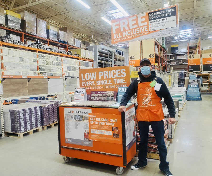 Jose Luis in D23 talking about services to our customers!! 🔥 way to go!  ⁦@Fuerstenberg15⁩ ⁦<a href="/r_zubia/">CAMG</a>⁩ ⁦<a href="/BoydBoydr/">Lisa Boyd</a>⁩ ⁦<a href="/JAMMartinez1323/">Ana Martinez</a>⁩ @homedepot0522 ⁦<a href="/laroldan32/">Laura Roldán🇲🇽</a>⁩