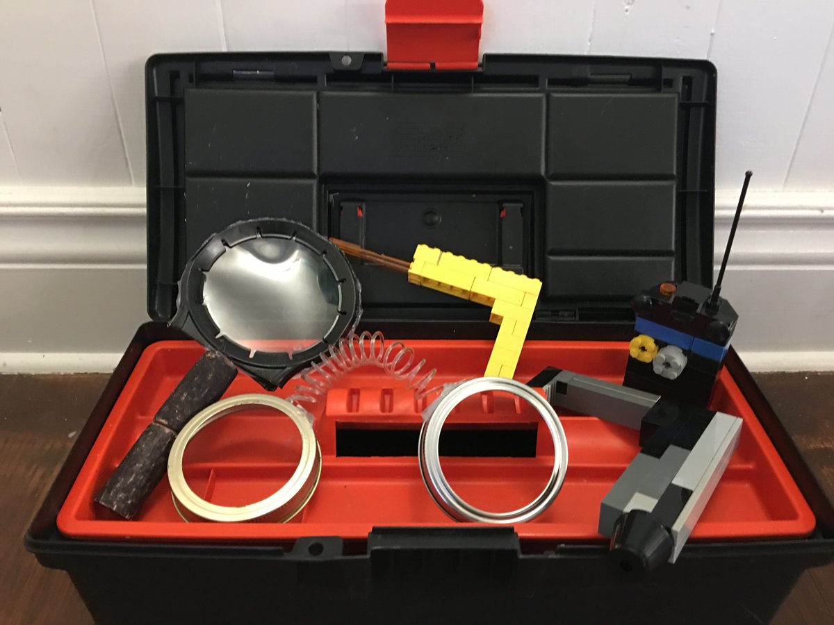 647GotCake's tweet photo. Another fun challenge by @skillsontario.  My son had so much fun creating tools for his dream job as a police detective.  #SkillsAtHome #SkillsToolsChallenge https://t.co/yc4zZHpwZT