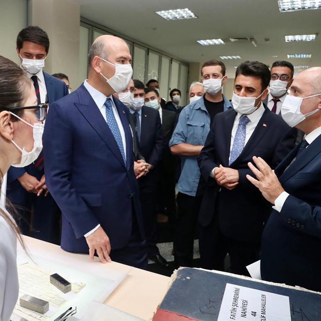 Yeni haftaya bu fotoğrafta yer alan ve yarın Sn Bakanımızın açıklayacağı güzel bir müjdeyle Bismillah demek istiyorum.. #HayatınızınHerAnında