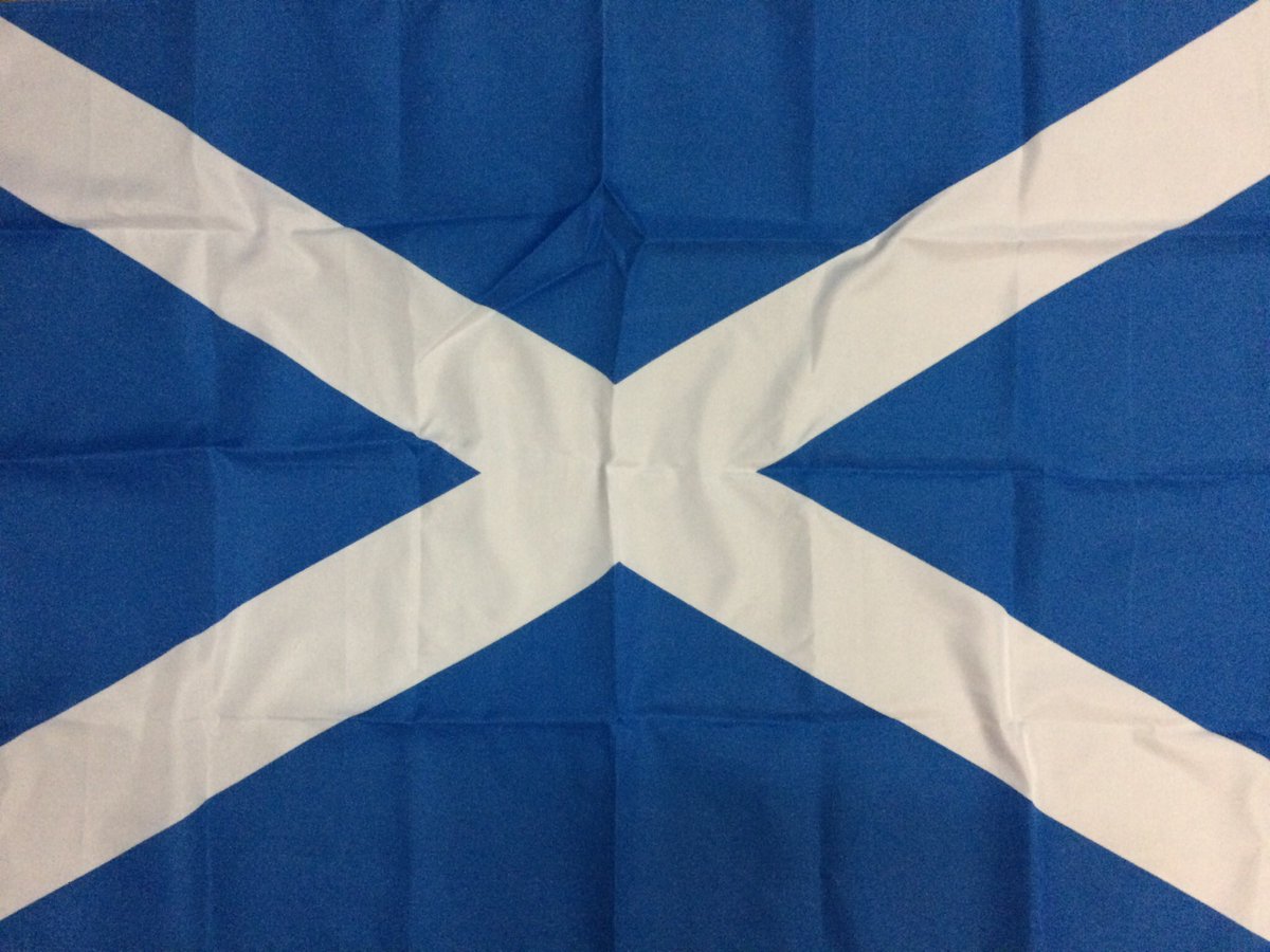 AndrewGWhitnall's tweet photo. I’m flying the #flag of #Scotland 🏴 for #StAndrewsDay. The white saltire on blue has been used as the flag of Scotland since the 16th century and as part of the #UnionFlag 🇬🇧 since 1606. Happy St Andrew’s Day! Flag from @mrflag 🏴. #vexillology https://t.co/ab8YOn0jX1
