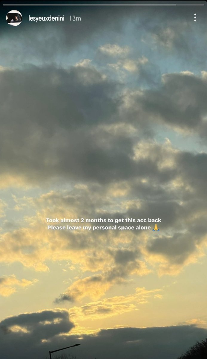 jvkjora's tweet photo. tega banget yg hack gila, ga ngotak.

LEAVE JENNIE ALONE
#RESPECTJENNIE https://t.co/kXBIP1LQ9t