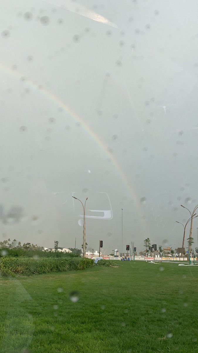 jm0re1ra's tweet photo. when it rains in the desert 🌈🤩 #Doha #desertrain #thisisdoha #rain #rainbow #aboutyesterday https://t.co/nFR77gWaew
