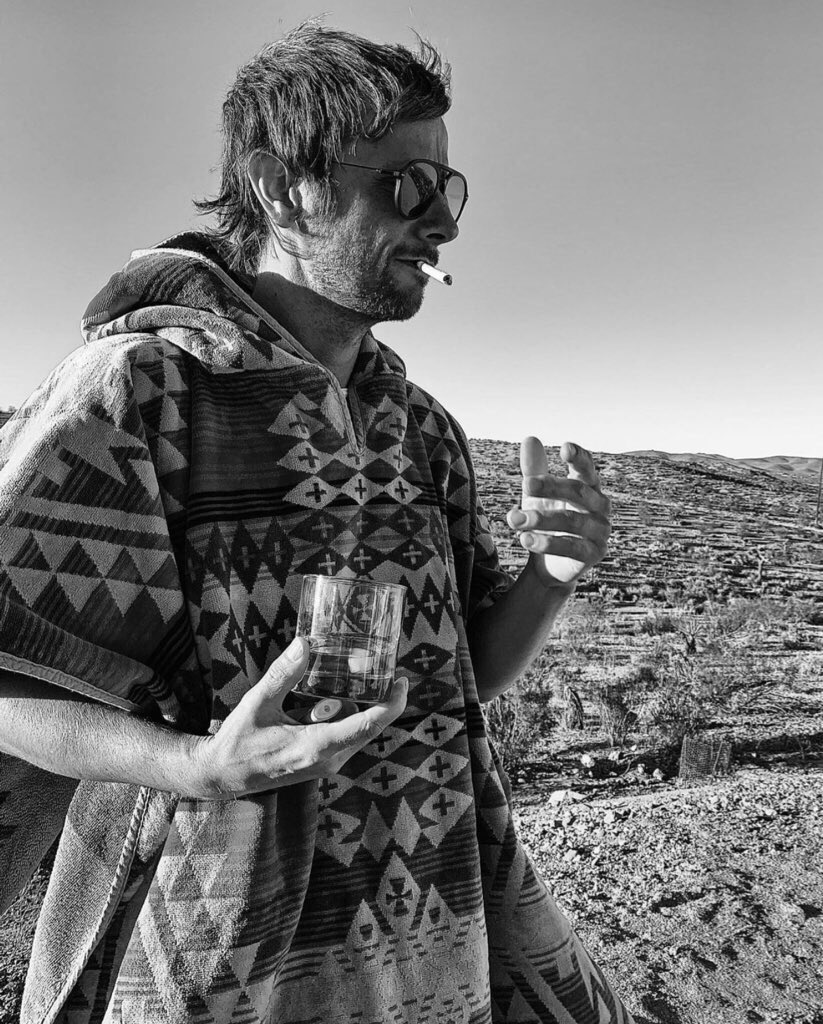 Dom spending time out in the desert 🌵
via staciecostello on Instagram.
