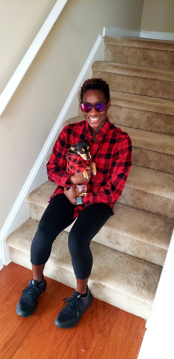 RunErickaRun's tweet image. Oakley🐕and I in our matching shirts😍❤#pawfectmatch #chihuahuamix #puppylove #oakley