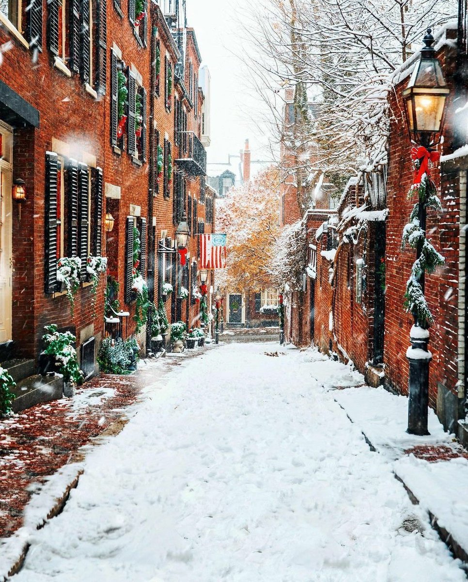 worldtraveIs's tweet photo. It's beginning to look a lot like Christmas 🎄 https://t.co/MO8Rf8ZFQt