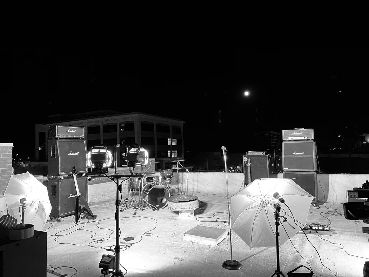 TakeOverAD's tweet image. Full moon video shoot. 

#FADEOUT