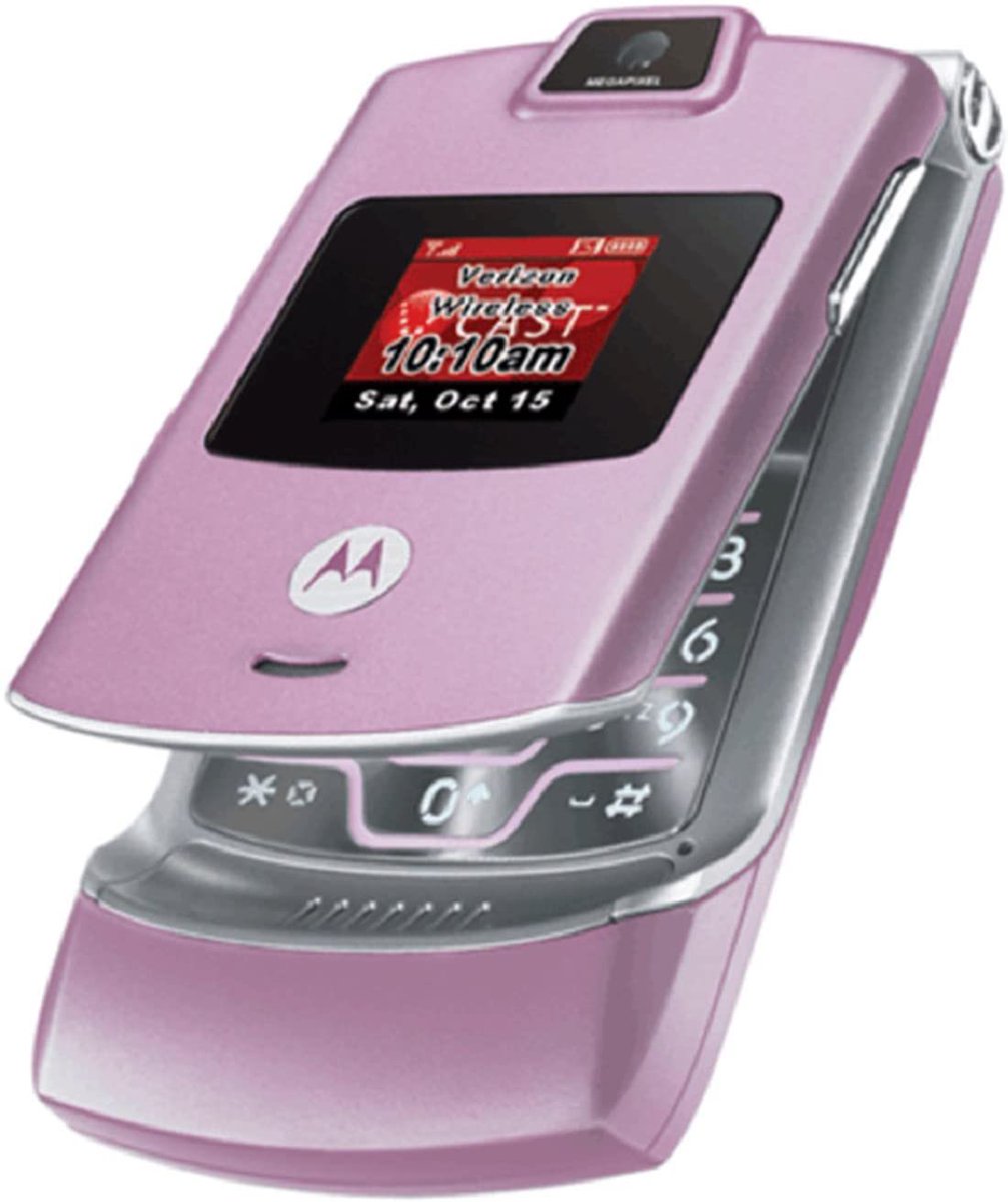 M_PleasantDI's tweet photo. @nmgonzalezto I had a phone pretty young. However, it wasn’t like the iPhones kids have today. It was more like this https://t.co/r8EMxhDTWa