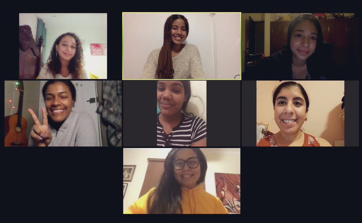 CatcallsofDR's tweet photo. Seguimos con los Zoom de inducción al #chalkteam ✊🏻😼 ¿Te interesaría formar parte del equipo? Escríbenos al dm de Instagram y nos pondremos en contacto💛 https://t.co/dhtPg4A3K2
