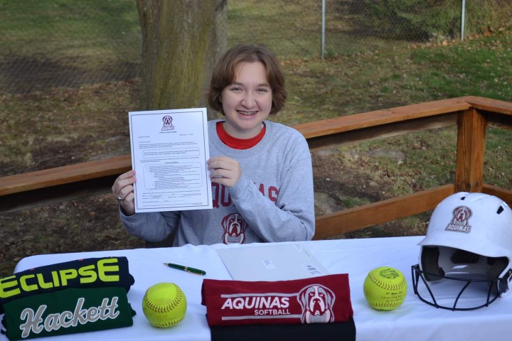 mczoodt's tweet image. Colleen signed her letter of intent today to play for Aquinas College Softball!  So thankful for friends and family, and thankful for her coaches, past, present, and future.  Looking forward to the high school and travel seasons, then it will be great to be a Saint! @CoachAbid
