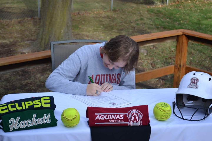 mczoodt's tweet image. Colleen signed her letter of intent today to play for Aquinas College Softball!  So thankful for friends and family, and thankful for her coaches, past, present, and future.  Looking forward to the high school and travel seasons, then it will be great to be a Saint! @CoachAbid