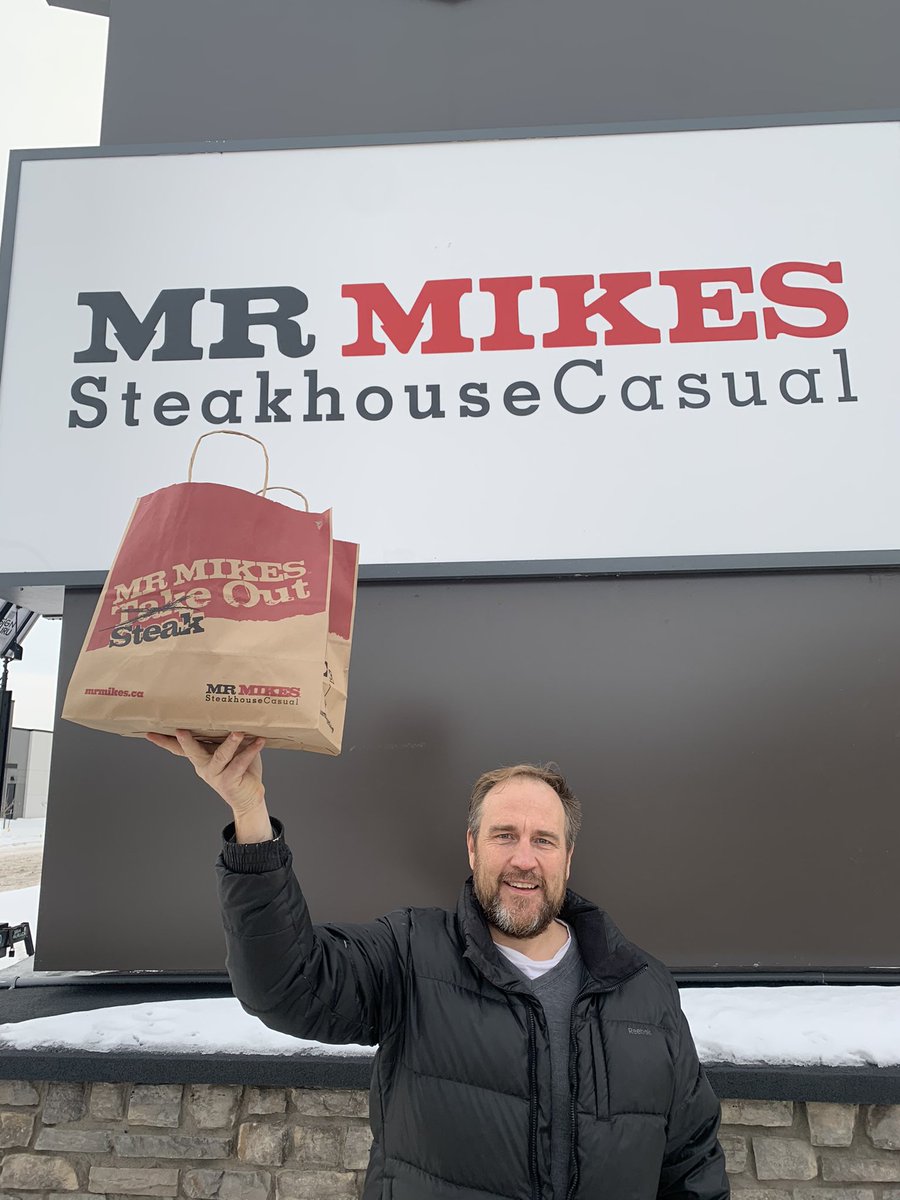 ChrisScheetz's tweet photo. Starting Monday you can get your #scheetzburger at Mr.Mikes Edmonton locations. Proceeds to @SantasAnonymous. It comes with a garlic bread bun! https://t.co/zRbxFbWAYJ