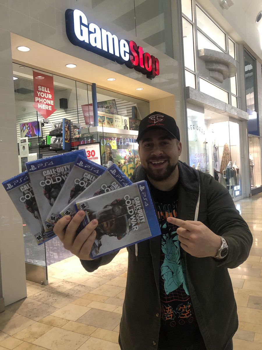 WHO NEEDS BLACK OPS COLD WAR?? 

retweet this 🦭
like 3 of my tweets 🤟🏽
stay active 👏🏽

Winner picked in 48 hours !! 
(any console you want)