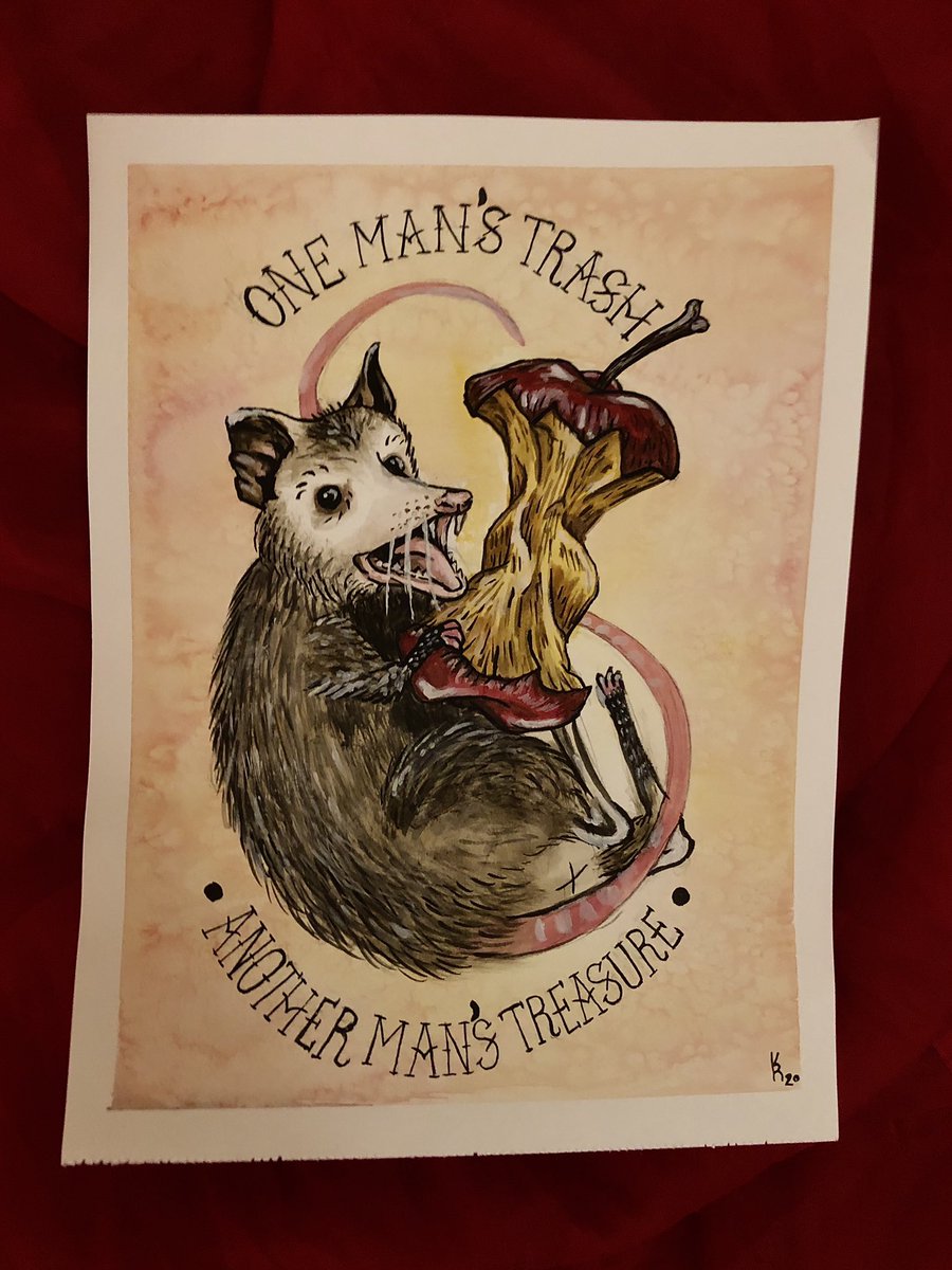 DesignsKalohe's tweet photo. Just finished this Opossum commission 

He’s pretty cute. 

Commissions are open for the next week for right before Christmas! https://t.co/Jki14fcHcE