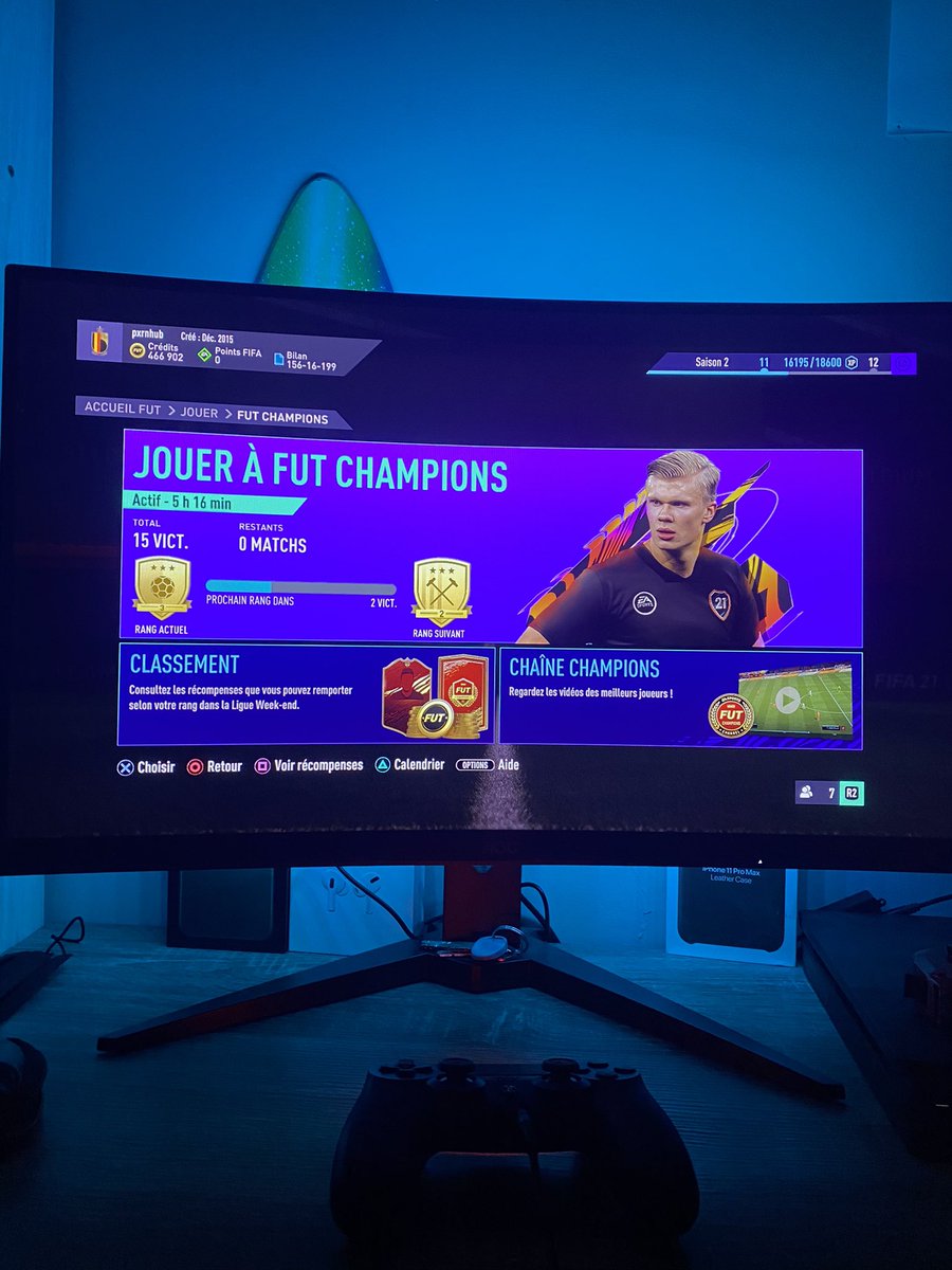 BaysMalcom's tweet photo. Fière de ma perf bon pas aussi fort que ces pro  @MatthaXFIFA @DiXizZeSport @GreatestOffAll @LLORD_KINANE @0Redlabel3 @Lambertalexan19 @ousama850  mais quand même fière de moi et merci pour la force les gars 💪🏽⚽️#recordor3 https://t.co/4EMXaGrxmg