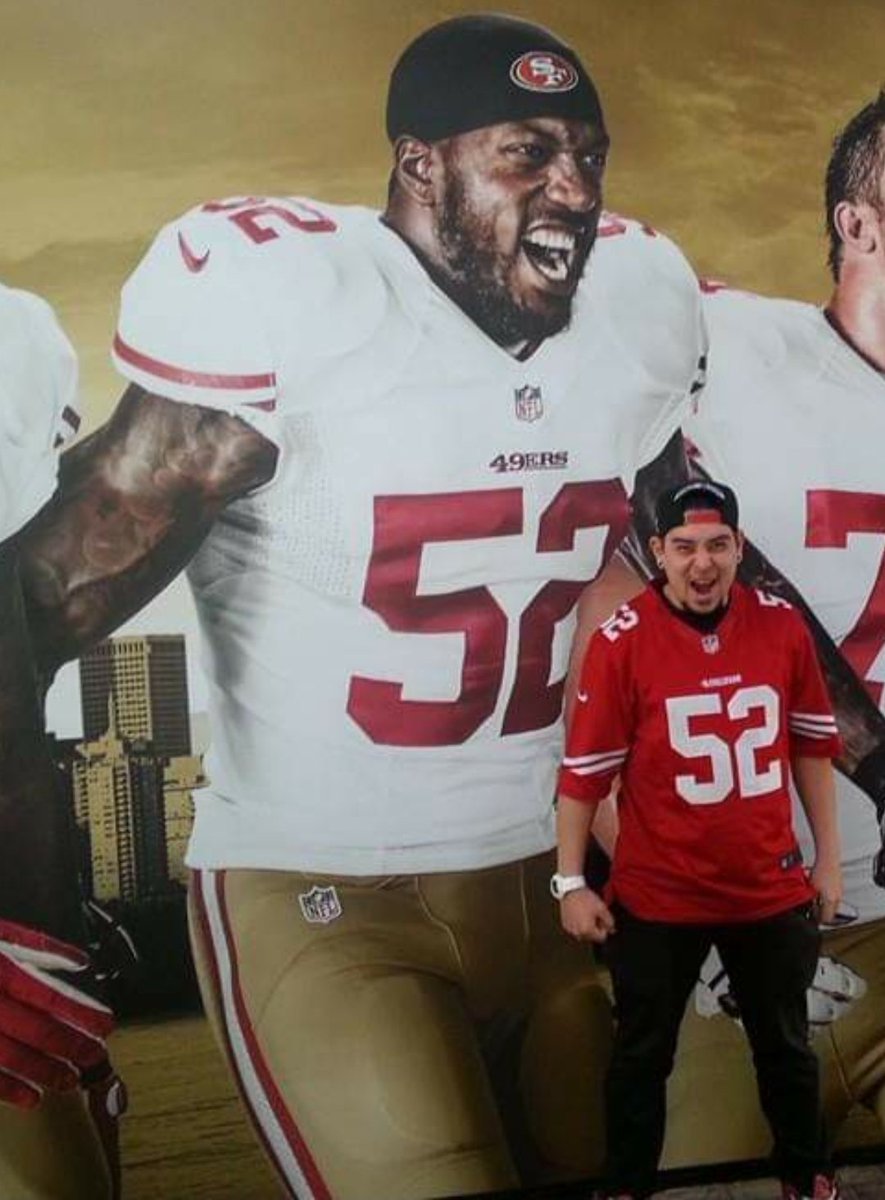 TheEsskay's tweet photo. @PatrickWillis52 Forever one of my greatest inspirations from the Niner gang! https://t.co/4R7B5YlP4V