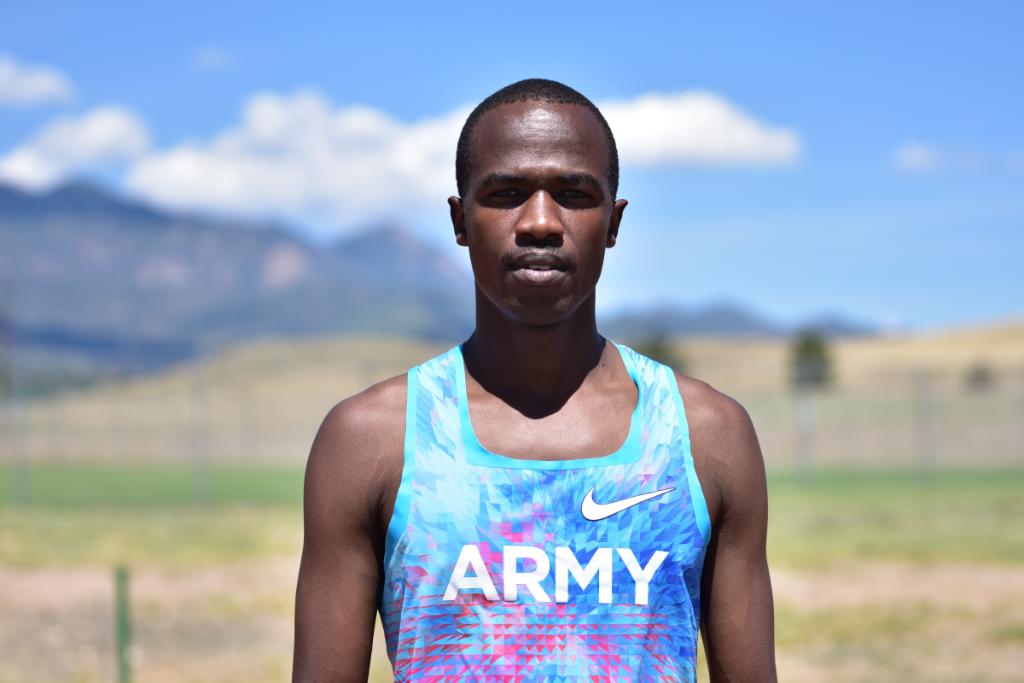 USArmy's tweet image. “I heard a child screaming.”

Sgt. Samuel Kosgei, a #USArmy World Class Athlete Program combat medic, was shopping with family when he heard it -- and without hesitation moved in quickly to provide lifesaving care.

 More at ➡️ go.usa.gov/x7p6B

#ArmyValues | #SoldierStory