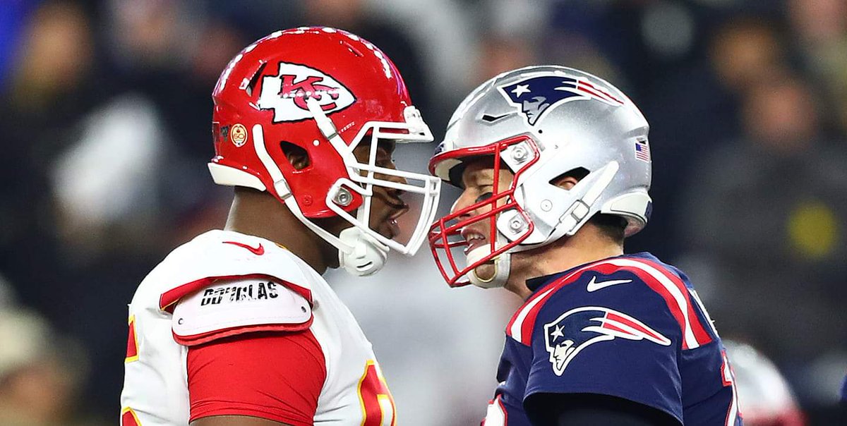 sweetdyoung's tweet photo. Tom Brady has lost all his marbles messin with Chris Jones y'all https://t.co/7UkxTiBf96