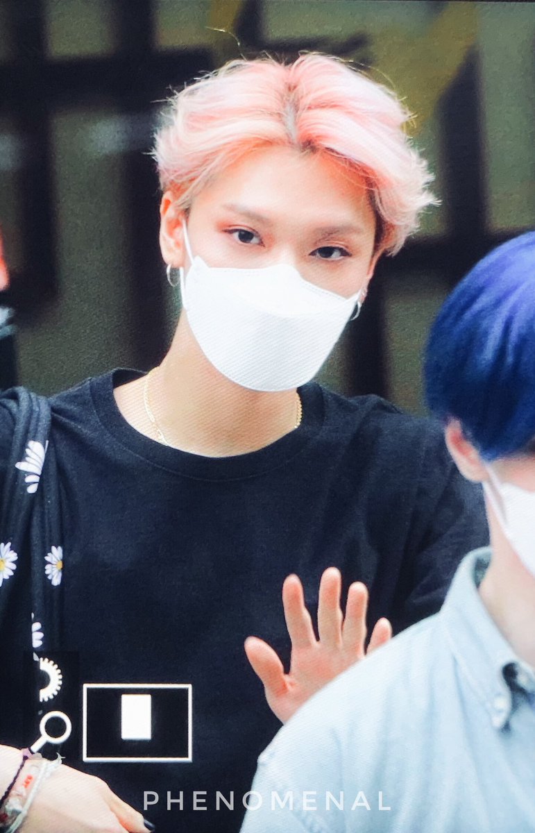 i will never stop talking about 200612 ten . THE SUPERIOR LOOK