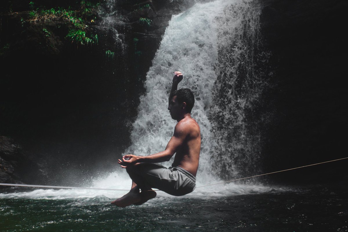 caiozenline's tweet photo. Fotinhas do mano @Guilherme_frem na 3D sexta passada... #photography #slacklife #slackline #waterfall #waterline #zenline #xavante #3D #terceiradimensao https://t.co/wGpJAXqNyQ