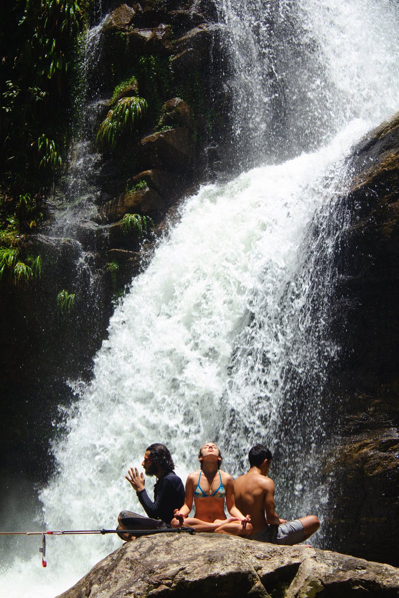 caiozenline's tweet photo. Fotinhas do mano @Guilherme_frem na 3D sexta passada... #photography #slacklife #slackline #waterfall #waterline #zenline #xavante #3D #terceiradimensao https://t.co/wGpJAXqNyQ
