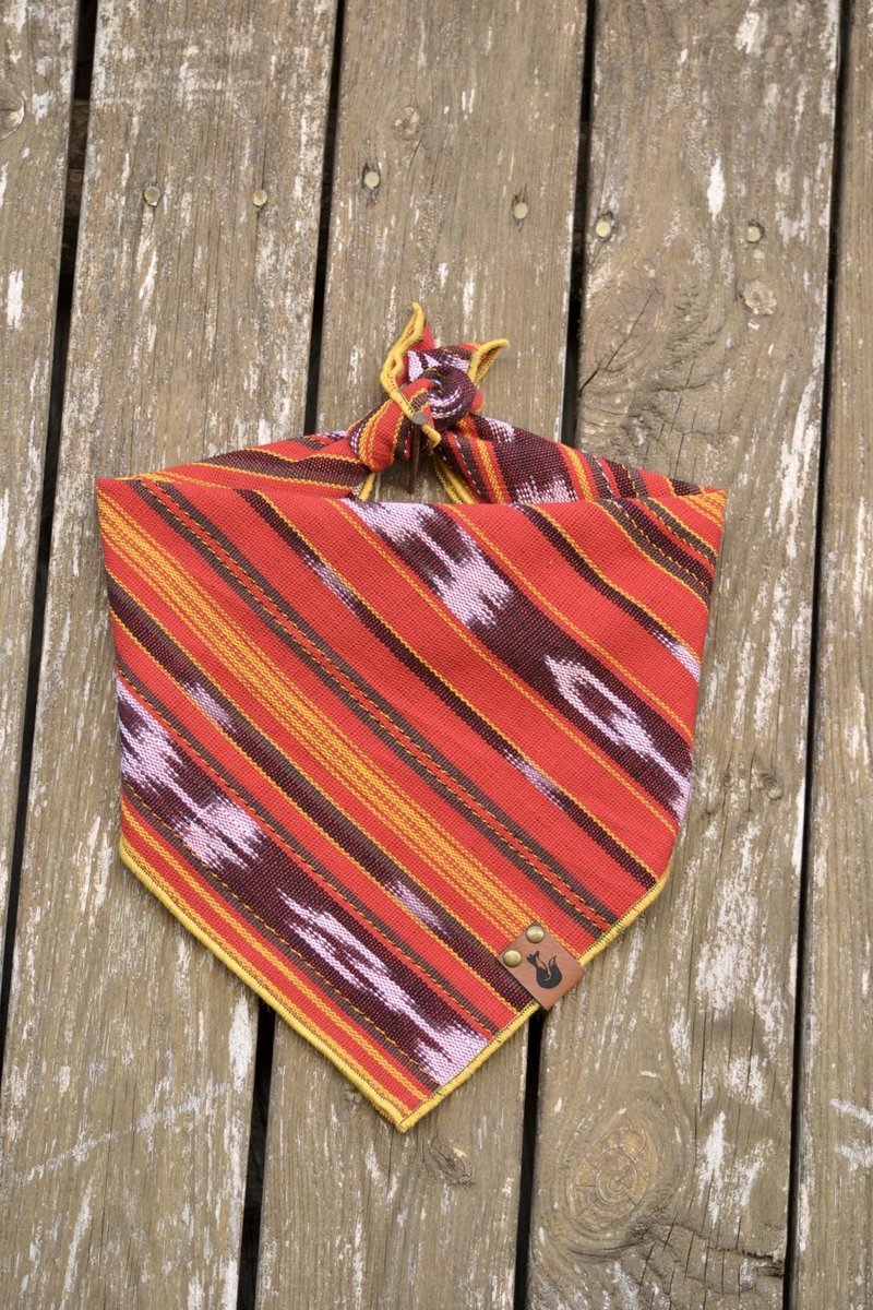 crowsnestgoods's tweet image. Really love this, from the Etsy shop FoxAndSuch. etsy.me/3mn84tx #etsy #tieon #colorful #mayan #aztec #imported #ethnic #southwest #guatemala #striped