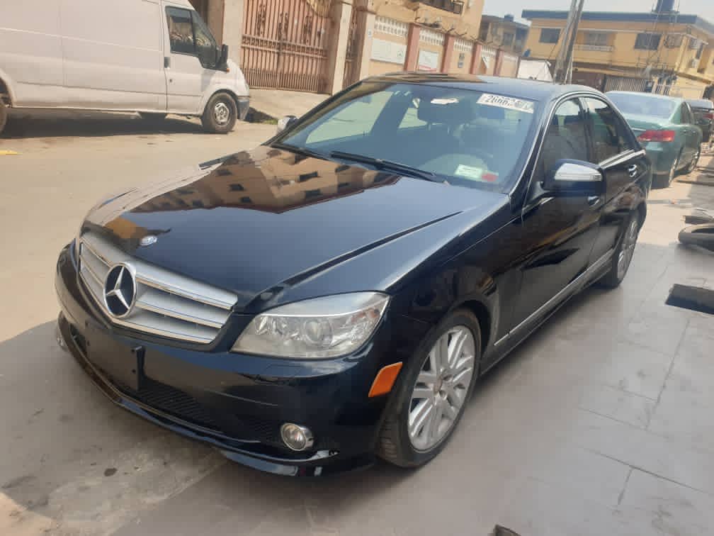 vershauto's tweet photo. New whip alert 
Brand:- Mercedes-Benz 
Model :-C 300
Year :- 2008
Condition:- foreign used 
Transmission:- automatic 
Price :- 3,800,000
Location:-ikeja,Lagos. 
Contact(call or WhatsApp):-09025251789
#ikejacars #vershautos #vershcars #vershcleancars #trusteddealership https://t.co/iFC8W6hdek