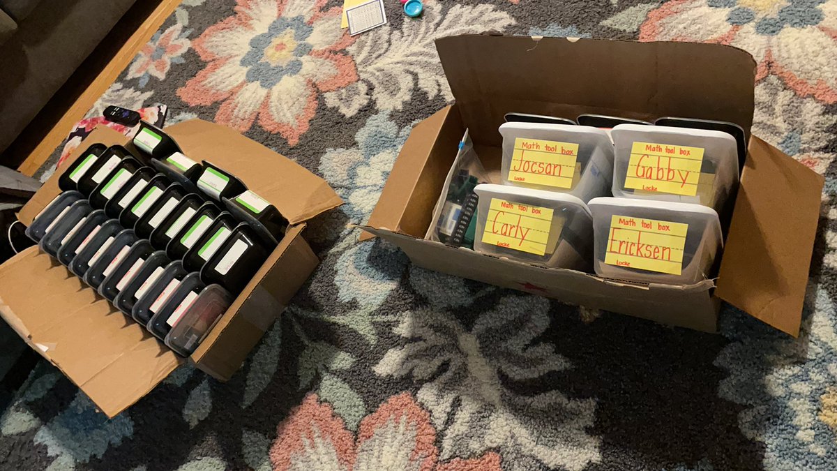 dr_danellelocke's tweet photo. #BRES 3rd graders will have the materials they need for place value and fractions! #mathtoolbox https://t.co/rVGlmA55Ba