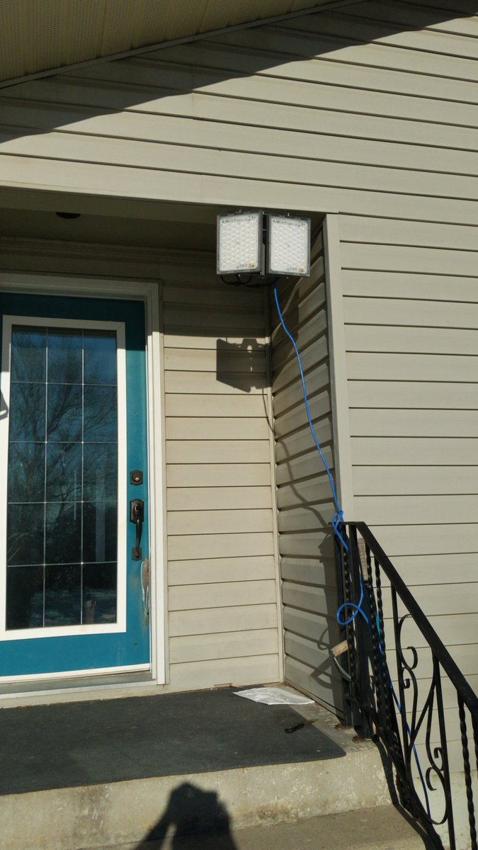 HolmanFarms's tweet image. Backyard rink has not gone as smoothly as first hoped...mistakes were made initially but with some colder nights now we're finally making progress. 35% legit ice #NotLevel The light is sweet though