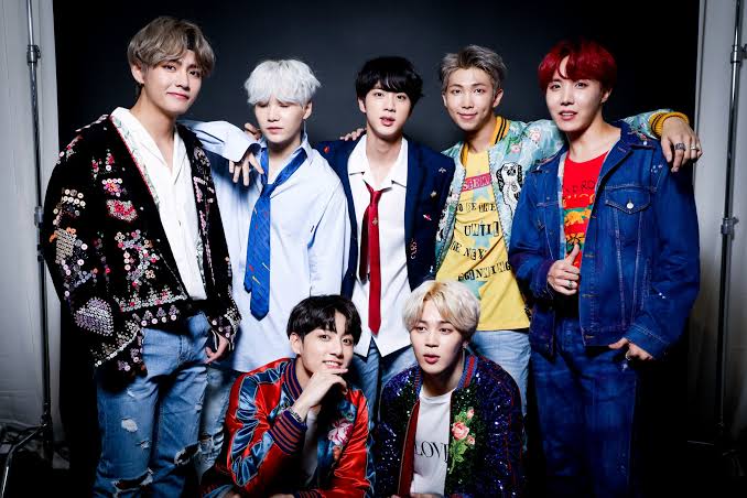 Playing "Stay Gold" by BTS <a href="/BTS_twt/">방탄소년단</a> at 11:30am because we love it (and we know you do, too).

Catch this nationwide or listen via Baguio livestream: bomboradyo.com/starfm/star-fm…