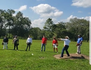 Odilon_RS's tweet photo. El día de hoy convivimos con el seccional 0953. Nuevamente demostramos la fuerza y acompañamiento de la @CNC_CEN en el municipio de Palenque. Agradezco a mi líder municipal David Pérez Oloarte. Dónde lanzamos la primera bola #somosCNC #somosPRI @hernandezderas @rubenzuarth https://t.co/3RZNoY0tsC