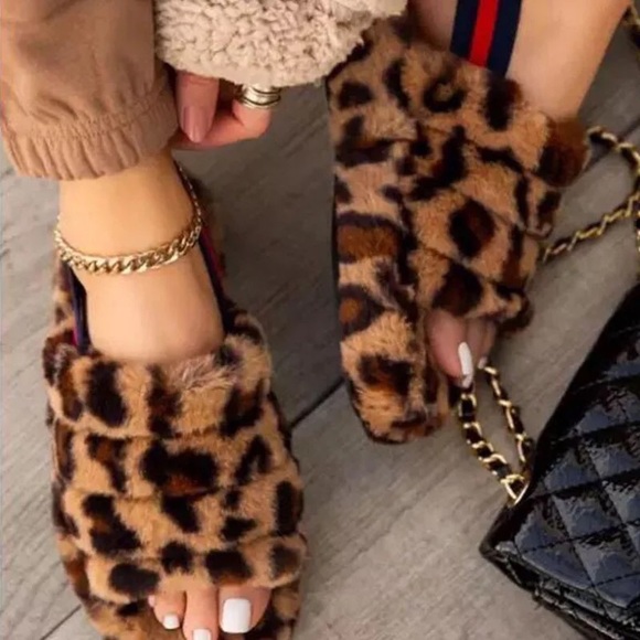 fatica1's tweet image. So good I had to share! Check out all the items I'm loving on @Poshmarkapp #poshmark #fashion #style #shopmycloset #carters #countryboy #frankielu: posh.mk/m8iCIrScPbb