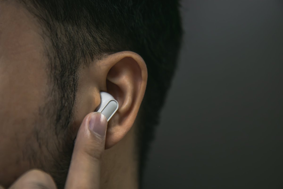 PiranyaStore's tweet photo. Sale สุดดดดด Beatbuds ลดราคา 
ปกติ 590 เอาไป 390 พอ 
- earbuds ไม่เจ็บหู ใส่สบาย 
- ipx4 กันน้ำ กันเหงื่อ ออกกำลังกายได้ 
- เสียงใส ไมค์ชัด รับประกัน 1 ปี 

สอบถามสั่งซื้อได้เลย https://t.co/h5dqhYASk7 https://t.co/PbRig41IRR