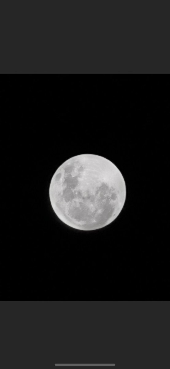 JuanSebasRodri's tweet photo. Luna llena, 29 Nov. ❤️ https://t.co/gt97jBe5R2