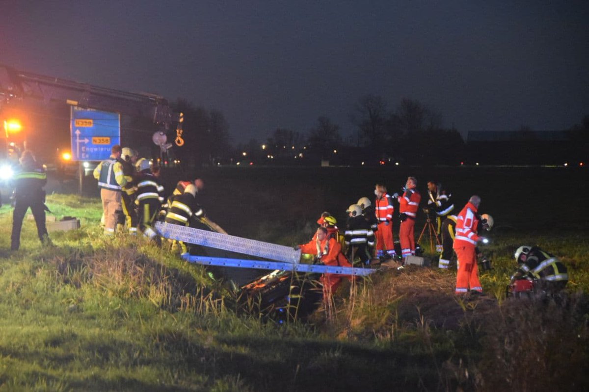 Update; 29-jarige man uit Drachten overleden bij ernstig ongeval in Engwierum - #Friesland -.. 